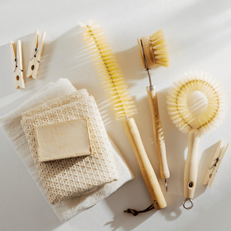 Cleaning Brushes & Sponges