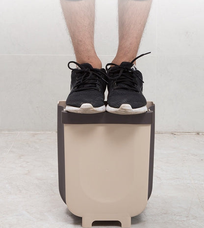 Collapsible Hanging Trash Bin for Kitchen Cabinets - Space-Saving & Eco-Friendly