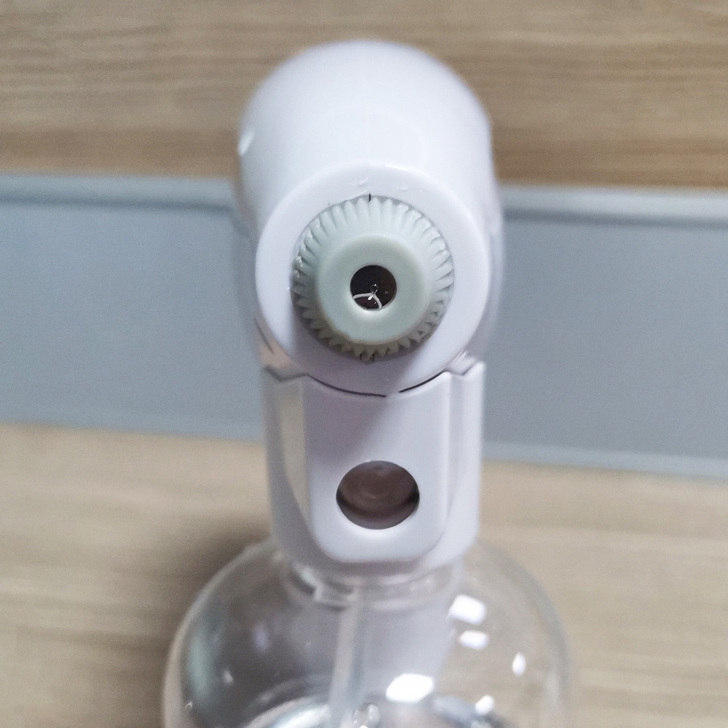 Eco-Friendly Handheld Spray Gun for Efficient Cleaning