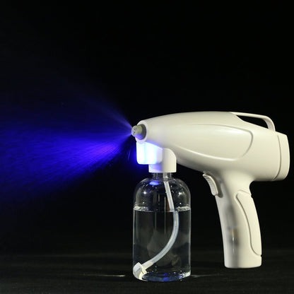 Eco-Friendly Handheld Spray Gun for Efficient Cleaning