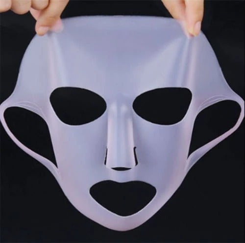 Light purple reusable silicone face mask for skincare