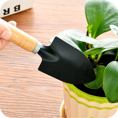 Eco-Friendly Loose Soil Shovel for Home Gardening