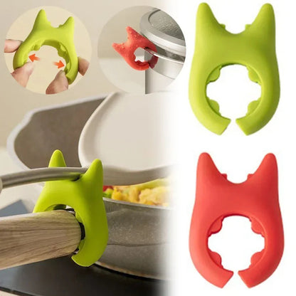 Eco-Friendly Silicone Cat Pot Lid Lifter in Green and Red