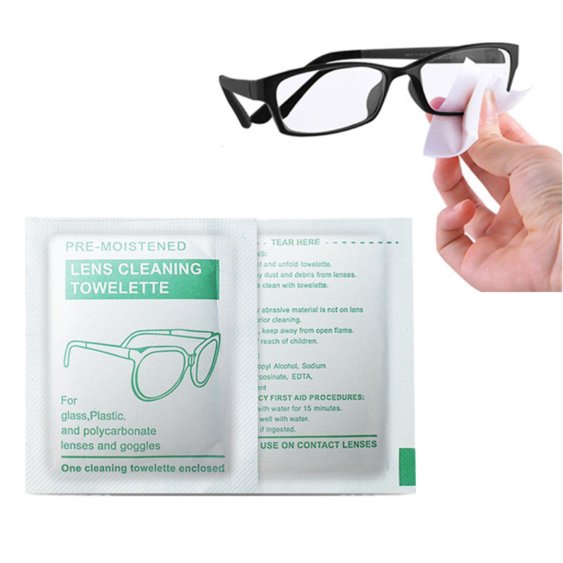Biodegradable Lens Cleaning Towelettes in Eco-Friendly Packaging