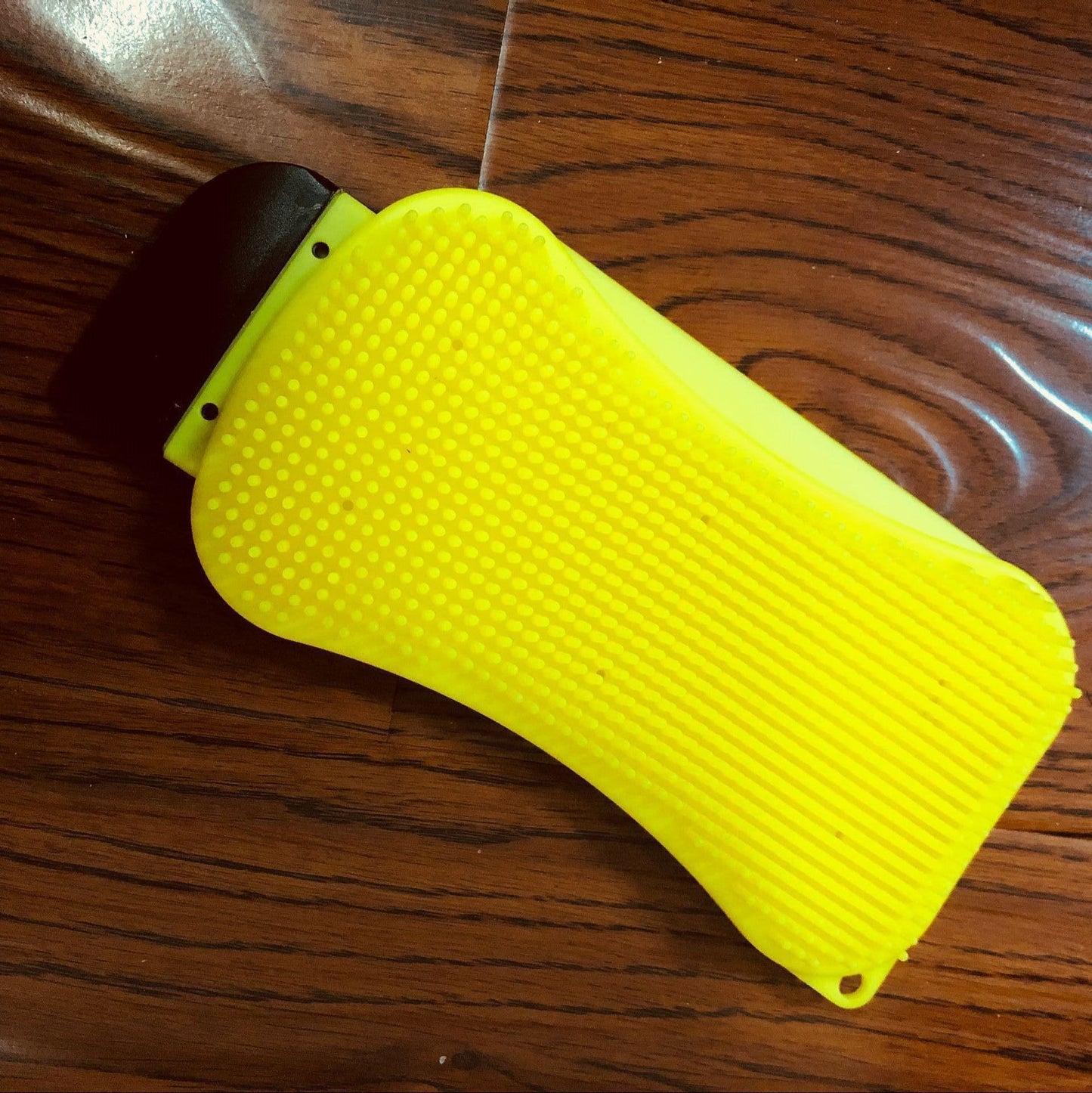 Eco-Friendly Silicone Scrubber for Sustainable Cleaning