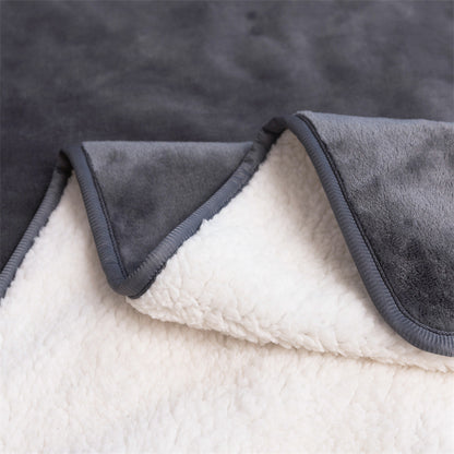 Eco-Friendly Lambswool Waterproof Pet Blanket