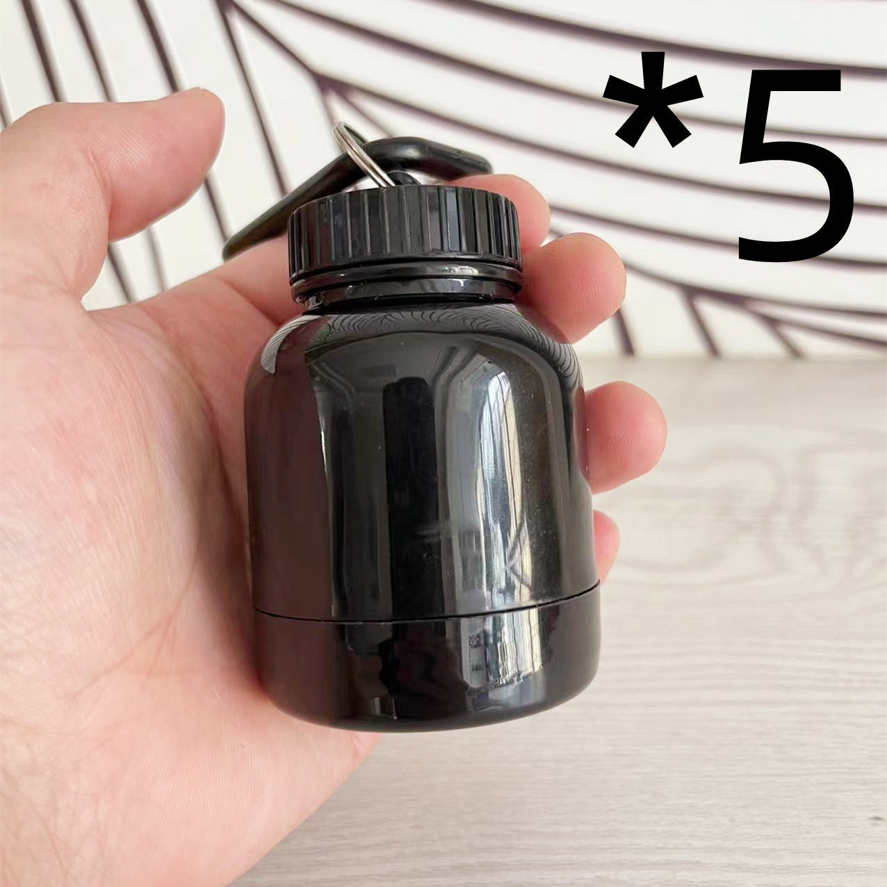Eco-Friendly Keychain Funnel for Protein Powder