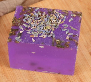 Handmade Flower Essential Oil Soap – Natural Moisturizing Cleanser