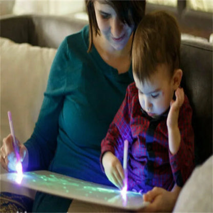 Hot Small Size Luminous Magic Drawing Board Light In Dark Children Kids Paint Toy DIY Educaitonal Boy Girl Educational Toys