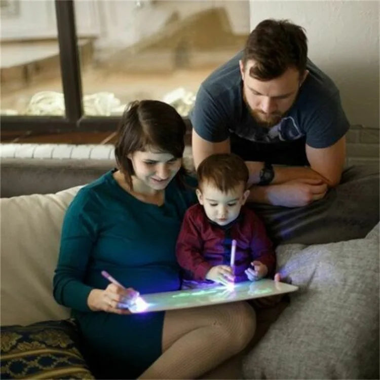 Hot Small Size Luminous Magic Drawing Board Light In Dark Children Kids Paint Toy DIY Educaitonal Boy Girl Educational Toys