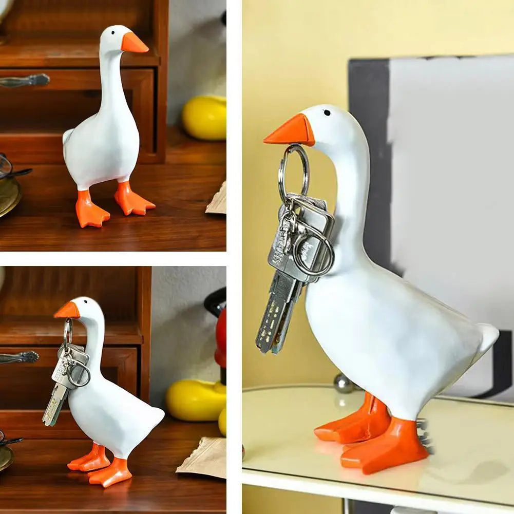 Figurines Goose Key Holder, Resin Goose Statue with Base for Key Hanger,Funny Keychain Hanging Rack for Home Office Table Decor
