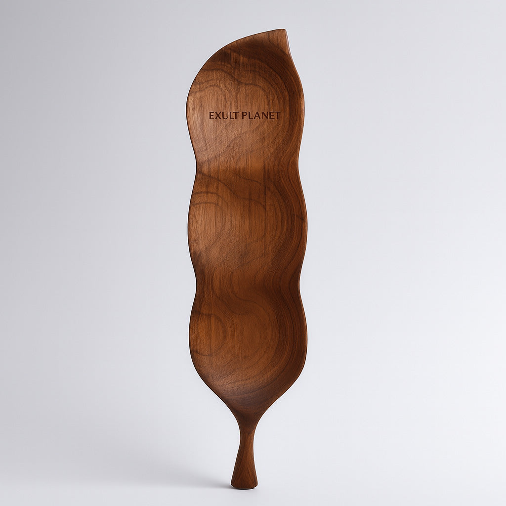 Eco-Friendly Leaf-Shaped Wooden Serving Tray for Sustainable Dining