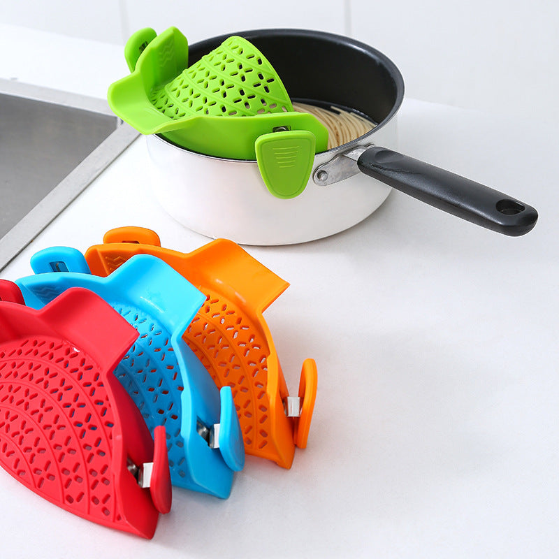 Eco-Friendly Clip-On Pot Strainer - Green Silicone Kitchen Tool