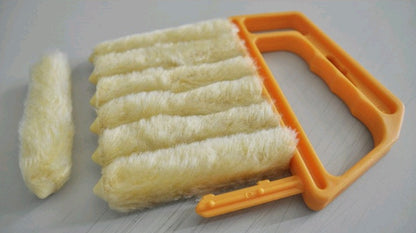 Efficient Blind Cleaner Brush - Eco-Friendly, Reusable, Time-Saving