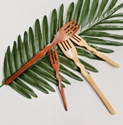 Eco-Friendly Wooden Long Handle Fruit Fork