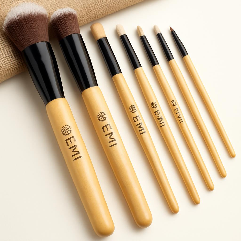 Eco-Friendly Makeup Brush Set with Natural Wood Handles