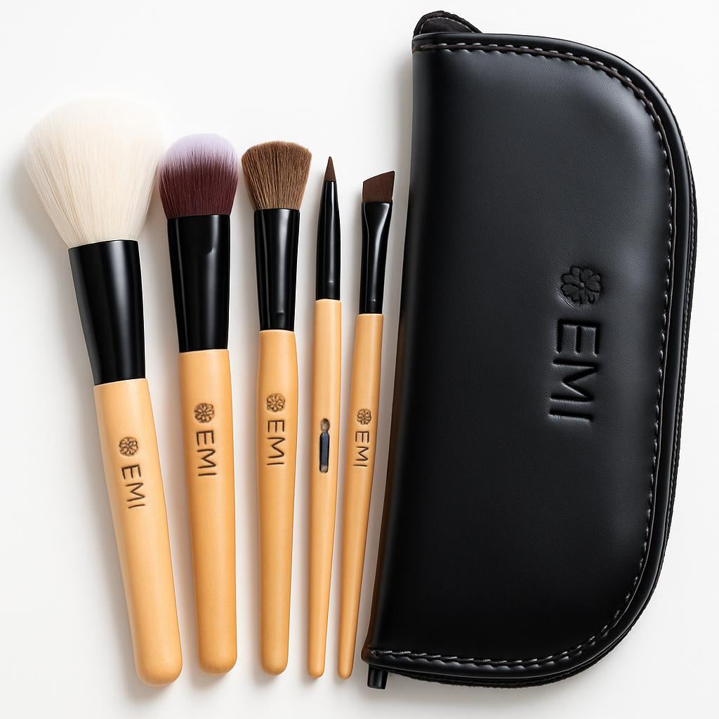 Eco-Friendly Makeup Brush Set with Natural Wood Handles