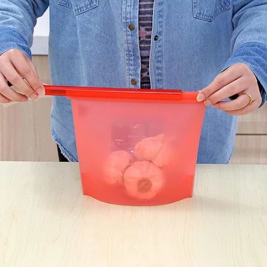 Reusable Silicone Vacuum Bag is the perfect replace,ent of the single-use plastic bag. Eco-friendly, non-toxic, resistant to high and low temperature, can be used for refrigerators and also for microwave or ovens.