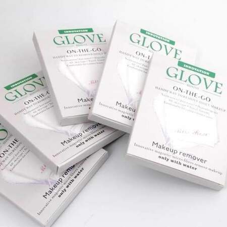 Glove Makeup remover